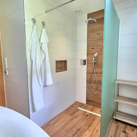 Appartamento Amelie -1- Mit Wallbox Fuer E-autos Kaunerberg