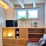 Amelie -1- Mit Wallbox Fuer E-autos 아파트