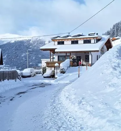 Amelie -1- Mit Wallbox Fuer E-autos *